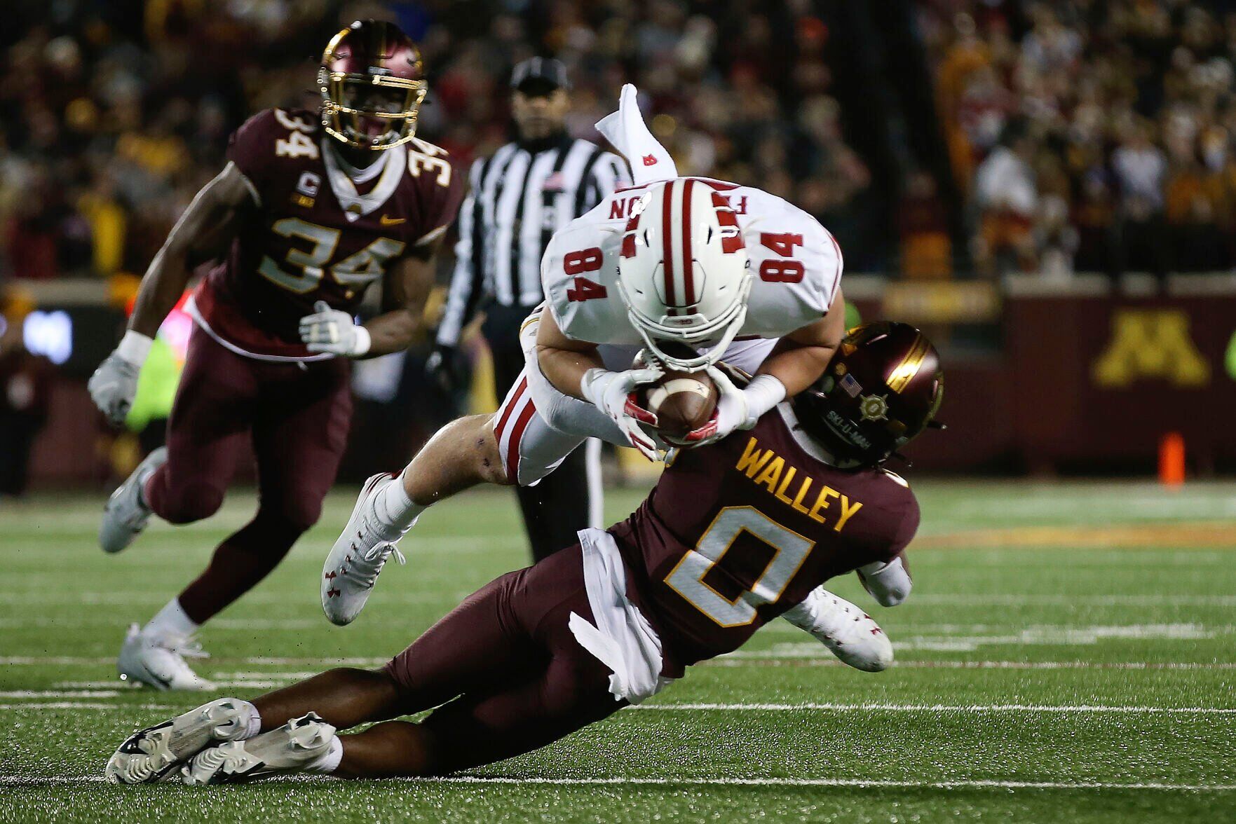 Wisconsin Minnesota Football